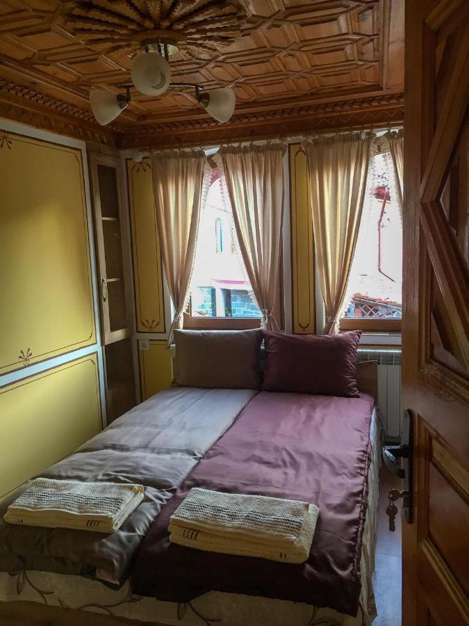 Стаи За Гости Бащино Огнище Koprivshtitsa Esterno foto